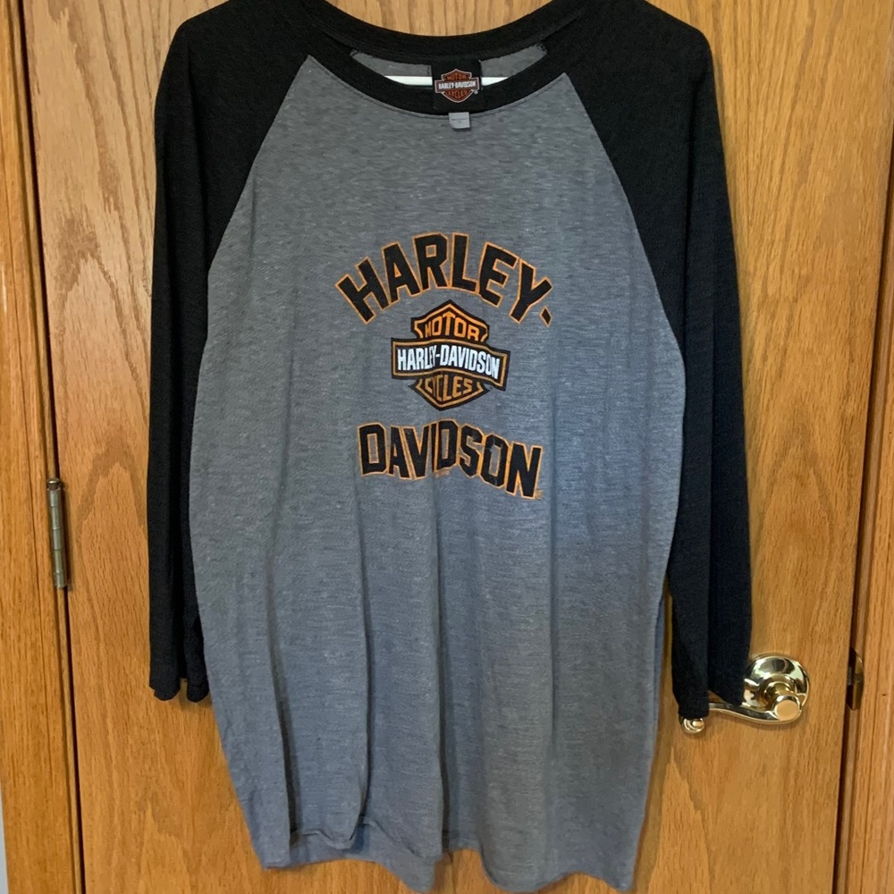 New Harley Davidson baseball sleeve shirt.  XL